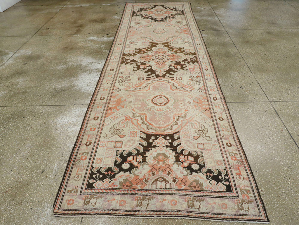 Antique Caucasian Karabagh Runner, No.12943 - Galerie Shabab