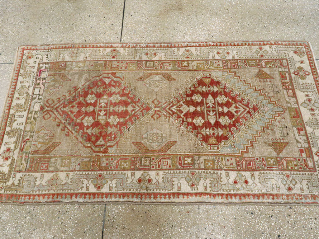 Vintage Persian Serab Throw Rug, No.12944 - Galerie Shabab