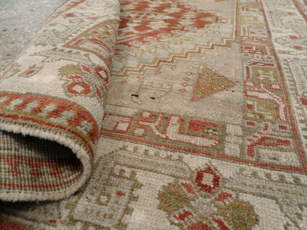 Vintage Persian Serab Throw Rug, No.12944 - Galerie Shabab