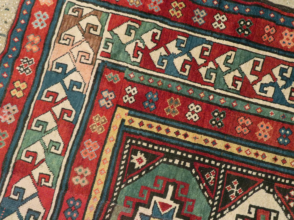 Antique Caucasian Shirvan Rug, No.12955 - Galerie Shabab