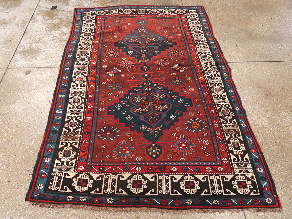 Antique Caucasian Shirvan Rug, No.12961 - Galerie Shabab