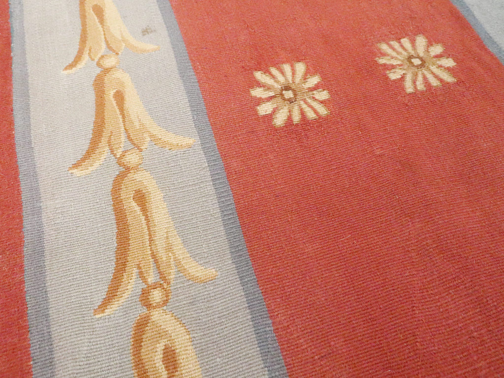 Vintage French Aubusson Runner, No.13097 - Galerie Shabab