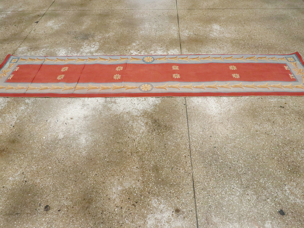 Vintage French Aubusson Runner, No.13097 - Galerie Shabab