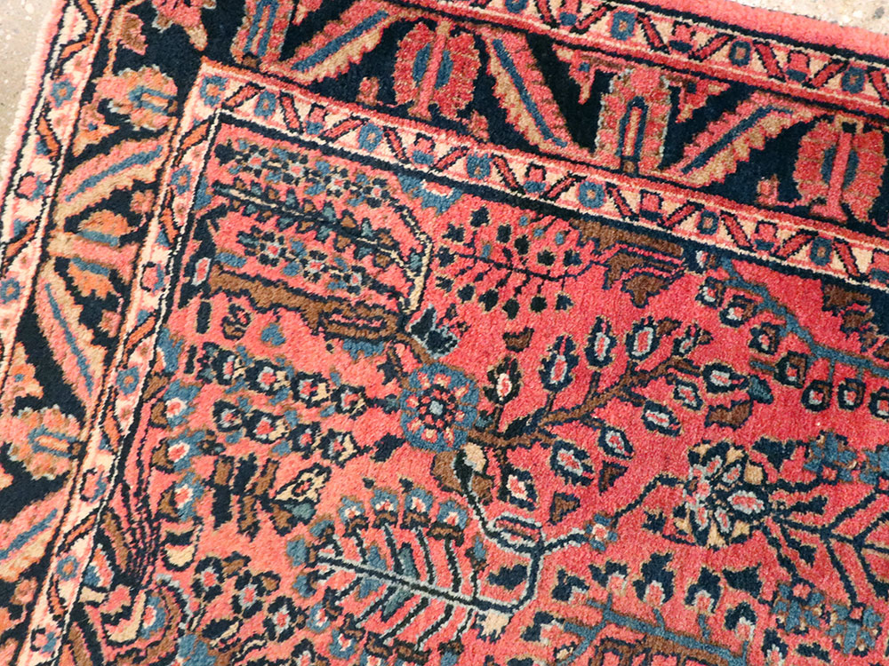Antique Persian Sarouk Mohajeran Rug, No.13100 - Galerie Shabab
