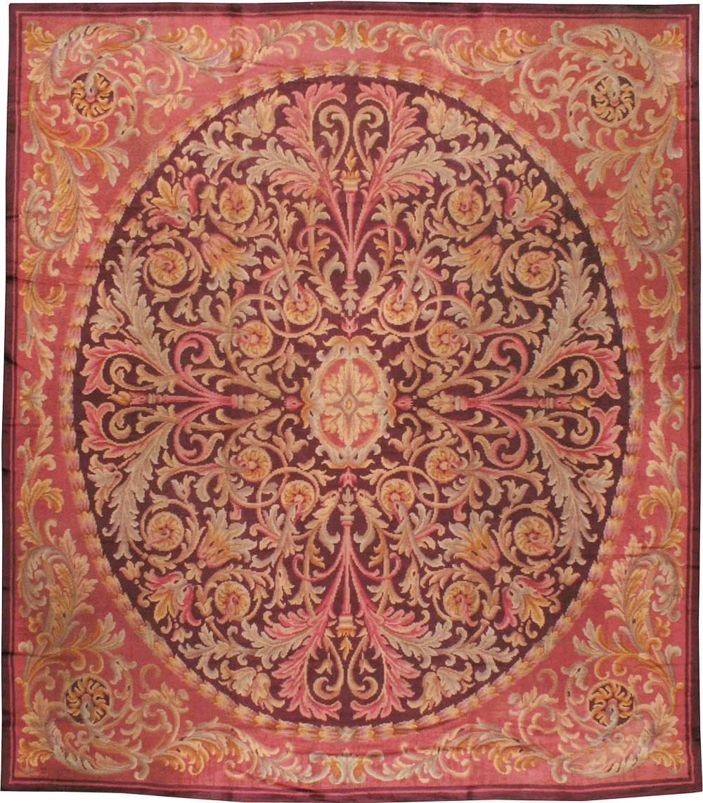 Antique European Savonnerie Square Carpet, No.13132 - Galerie Shabab
