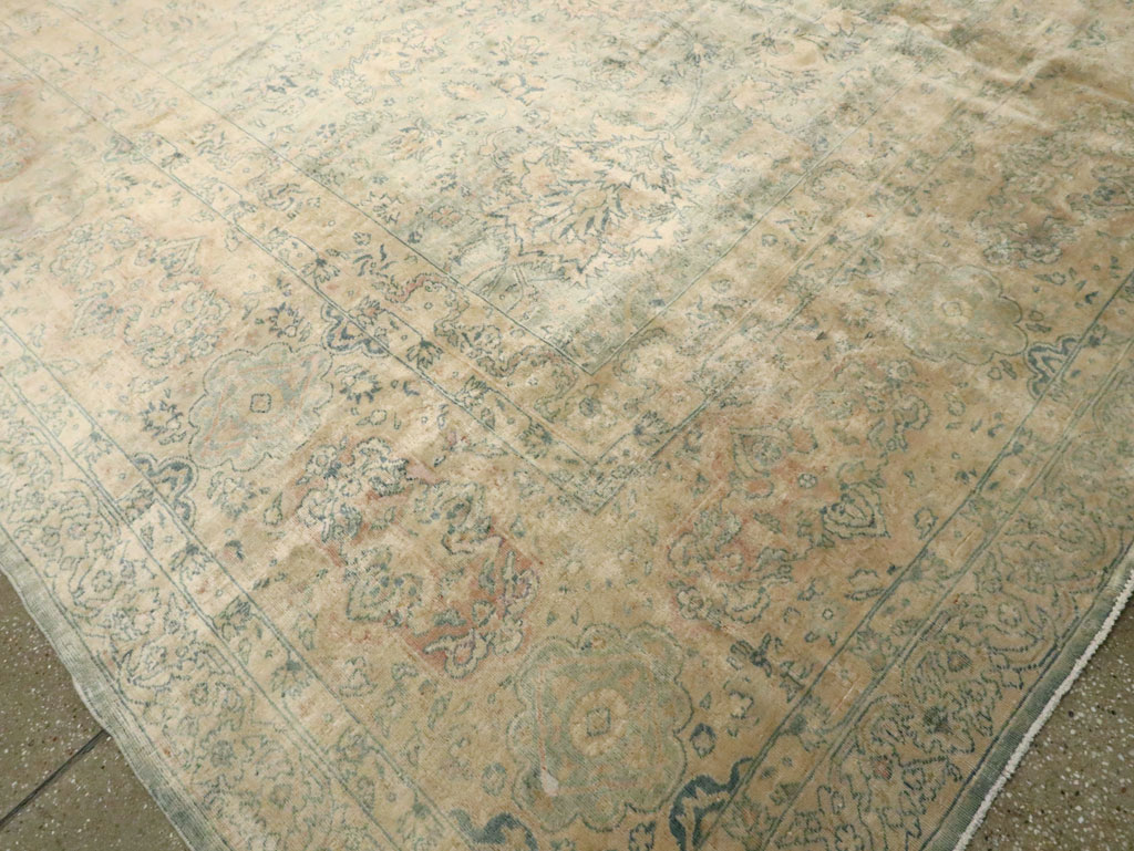 Antique Indian Oversize Lahore Carpet, No.13152 - Galerie Shabab