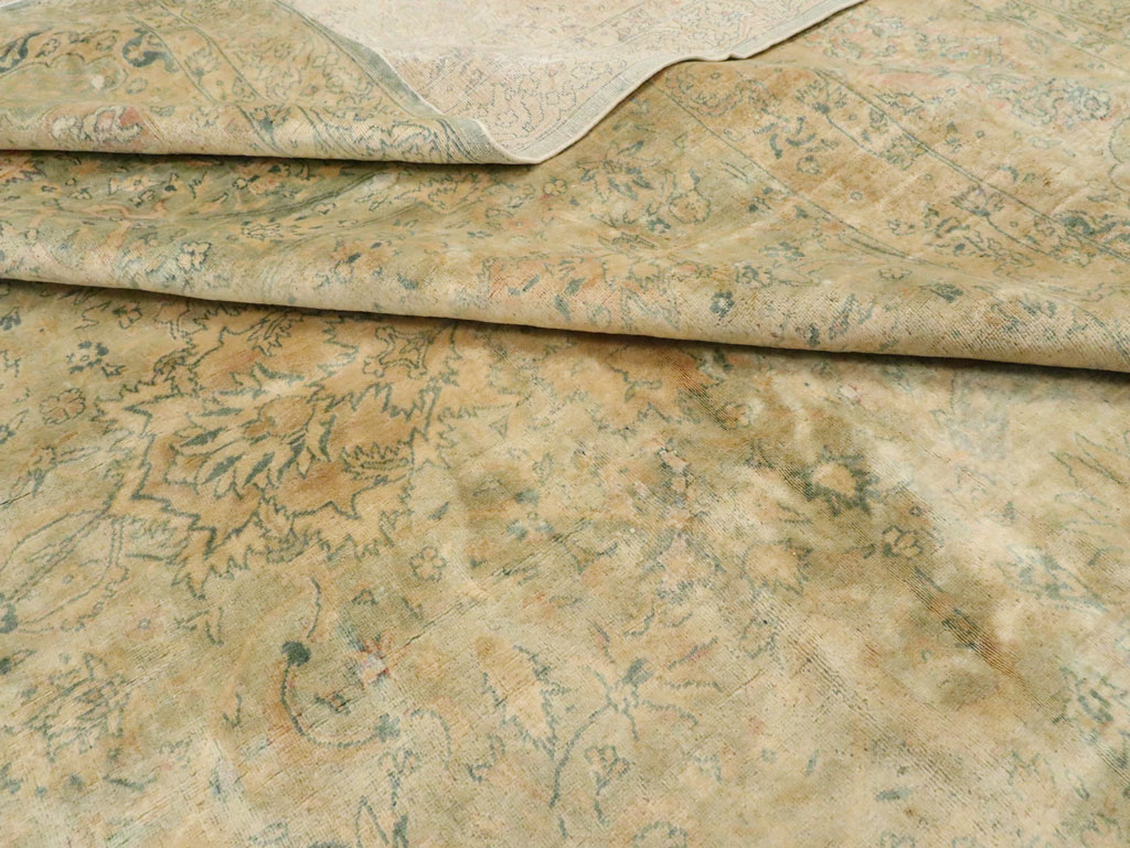 Antique Indian Oversize Lahore Carpet, No.13152 - Galerie Shabab