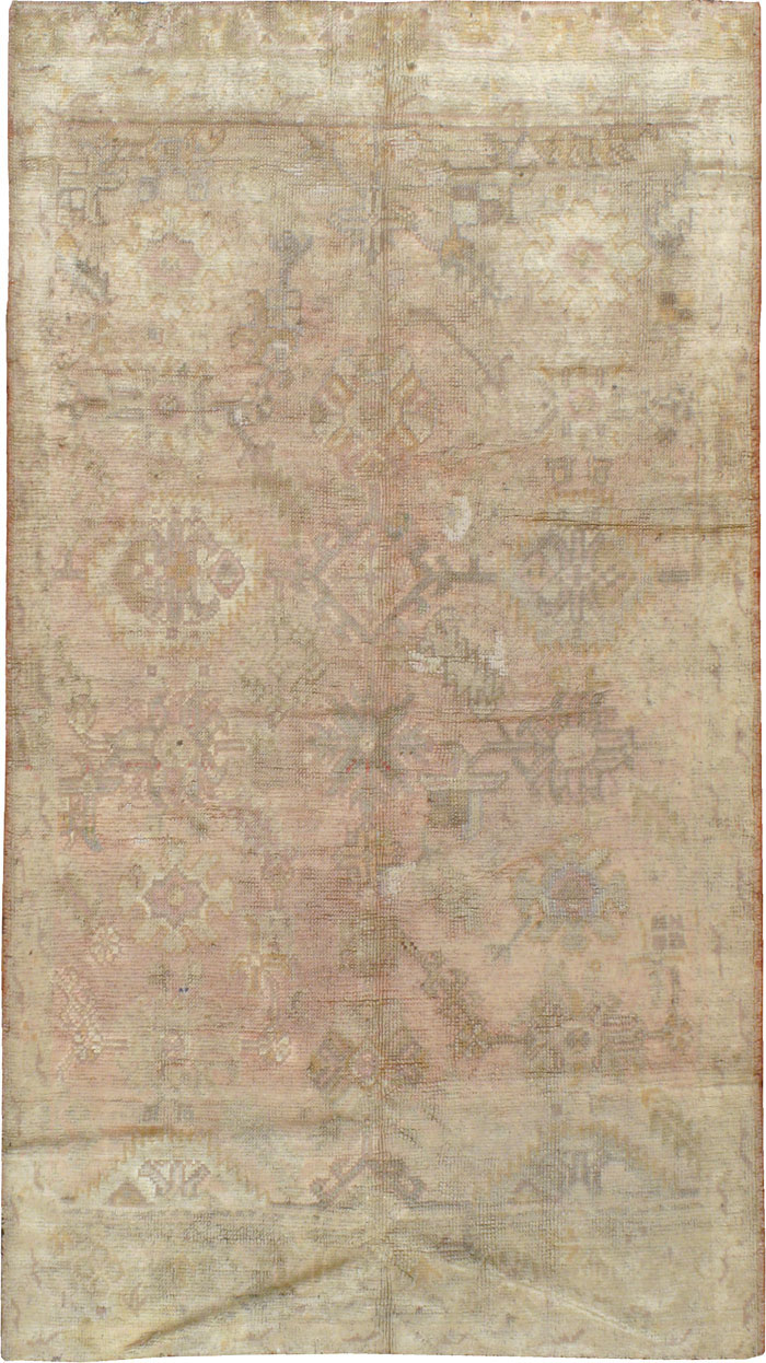 Antique Turkish Oushak Rug, No.13164 - Galerie Shabab