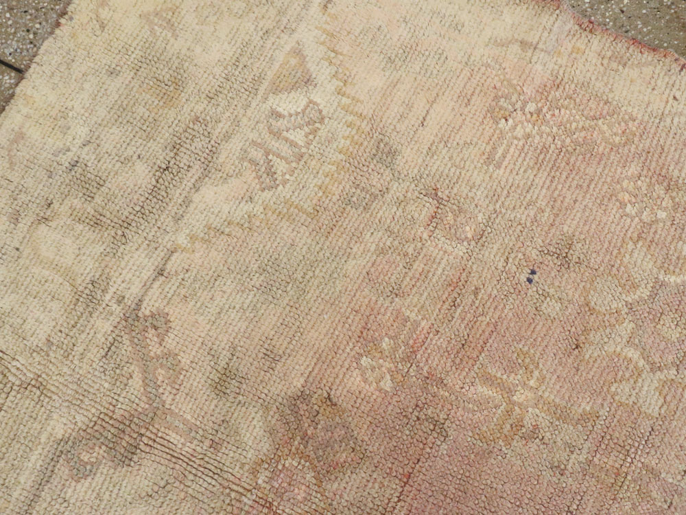 Antique Turkish Oushak Rug, No.13164 - Galerie Shabab