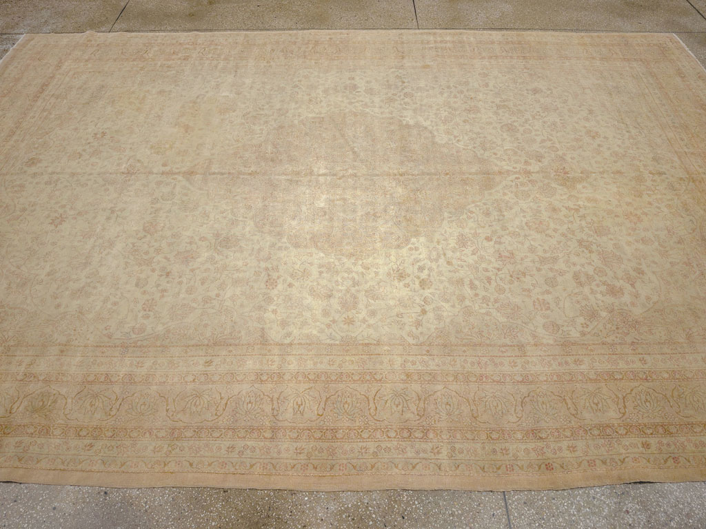Antique Turkish Sivas Room Size Carpet, No.13203 - Galerie Shabab