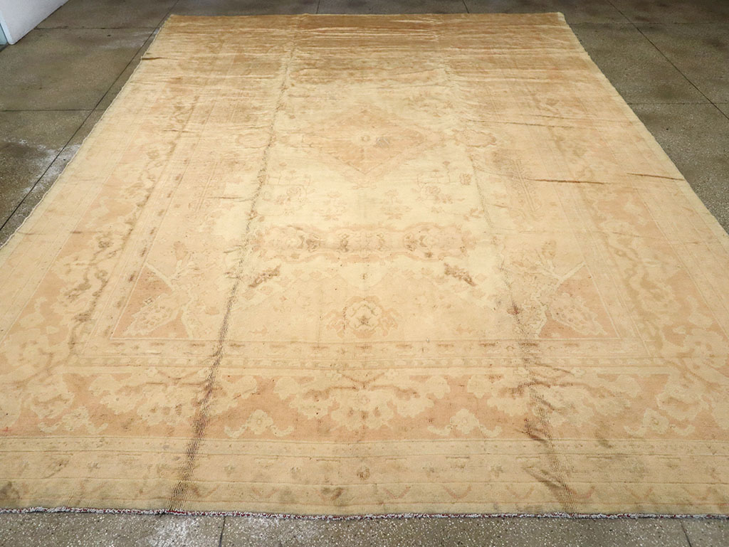 Antique European Oushak Carpet, No.13215 - Galerie Shabab