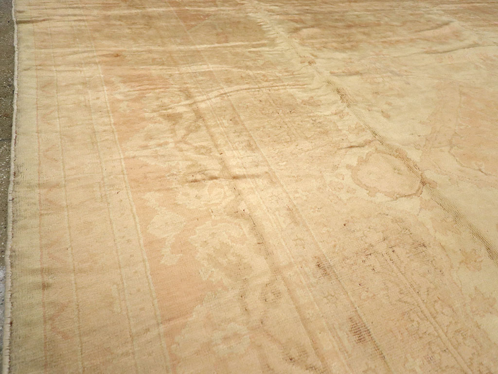 Antique European Oushak Carpet, No.13215 - Galerie Shabab