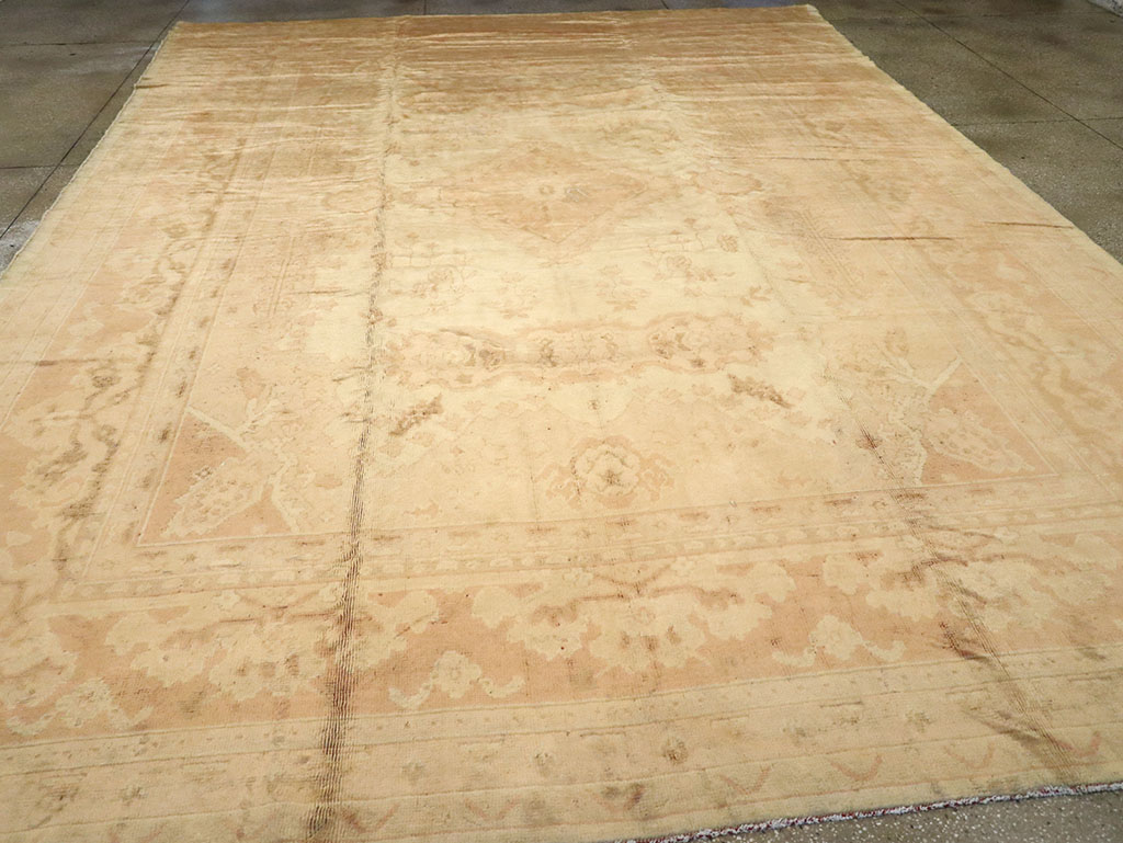 Antique European Oushak Carpet, No.13215 - Galerie Shabab