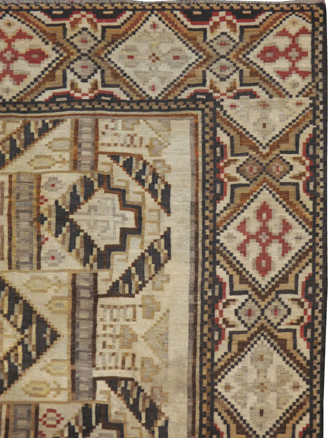 Antique Russian Bessarabian Accent Carpet, No.13227 - Galerie Shabab