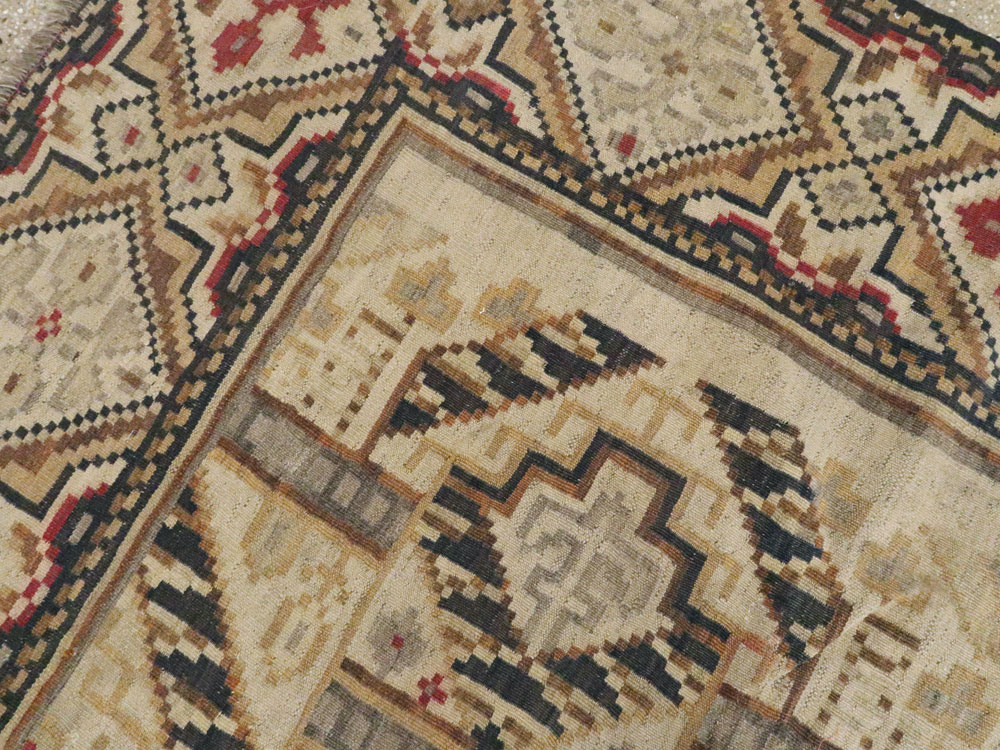 Antique Russian Bessarabian Accent Carpet, No.13227 - Galerie Shabab