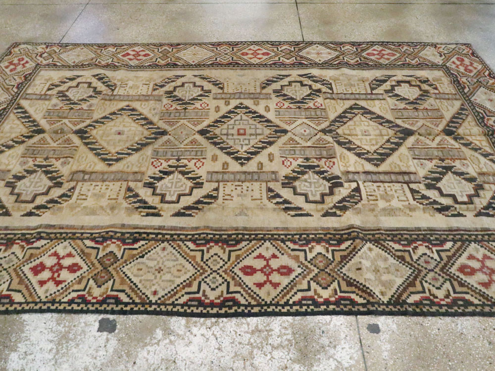 Antique Russian Bessarabian Accent Carpet, No.13227 - Galerie Shabab