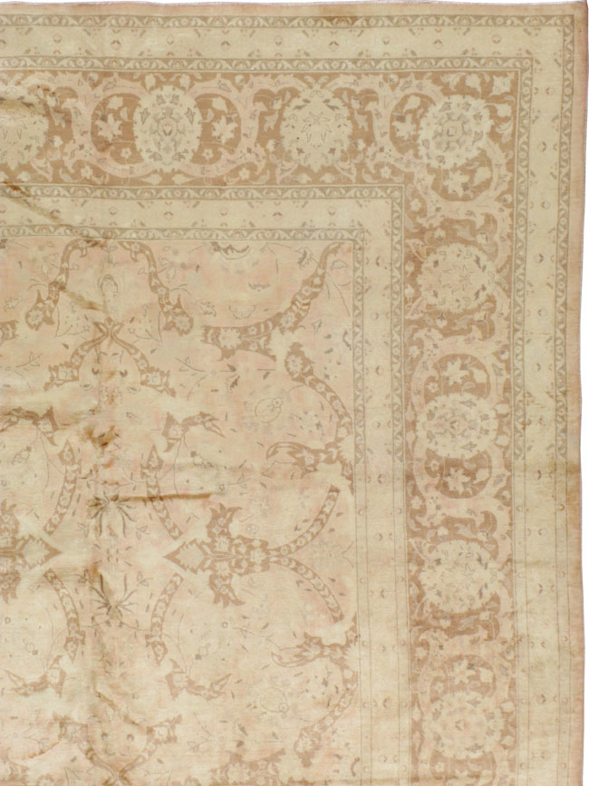 Antique Persian Tabriz Carpet, No.13266 - Galerie Shabab