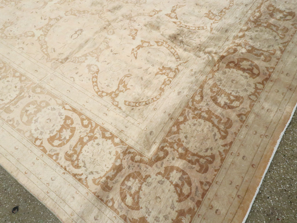 Antique Persian Tabriz Carpet, No.13266 - Galerie Shabab