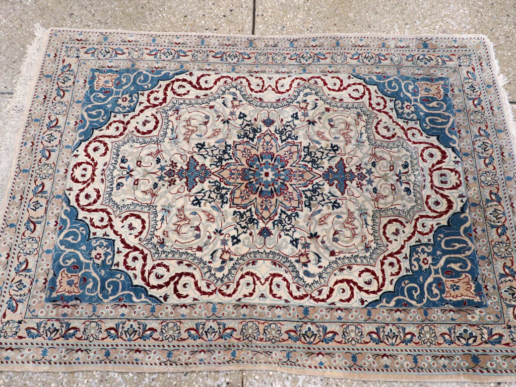 Vintage Persian Nain Rug, No.13278 - Galerie Shabab