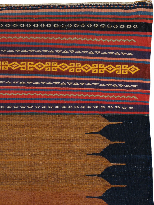 A Persian Kilim, No.13285 - Galerie Shabab