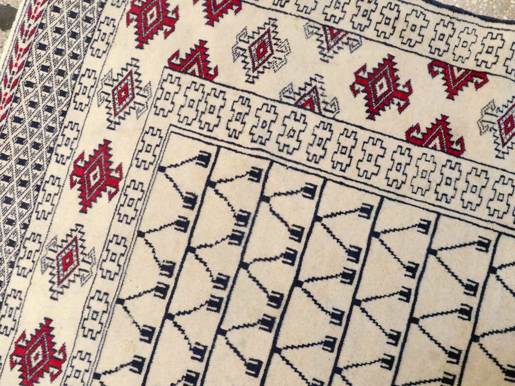 Vintage Persian Baluch Rug, No.13313 - Galerie Shabab