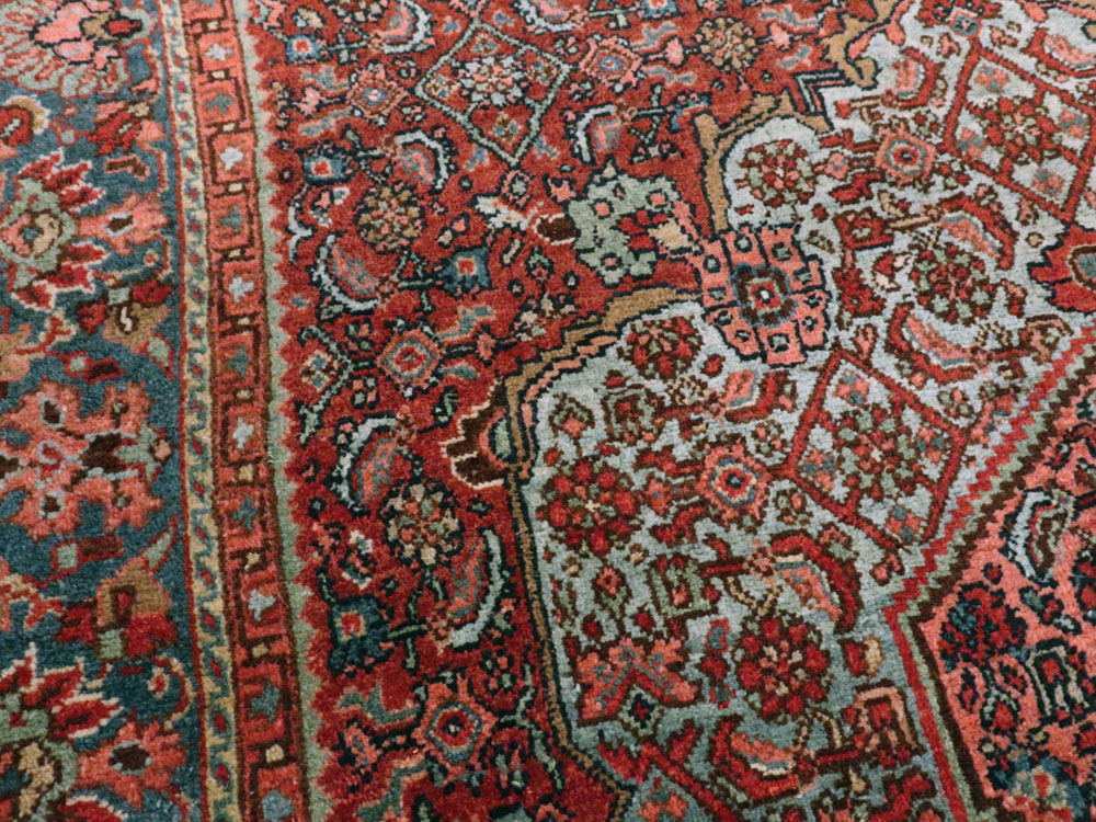 Antique Persian Bidjar Rug, No.13316 - Galerie Shabab