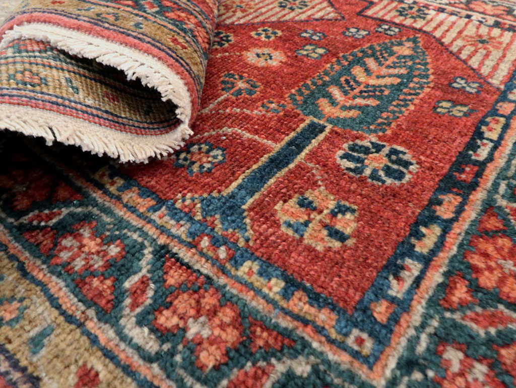 Antique Persian Fereghan Rug, No.13321 - Galerie Shabab