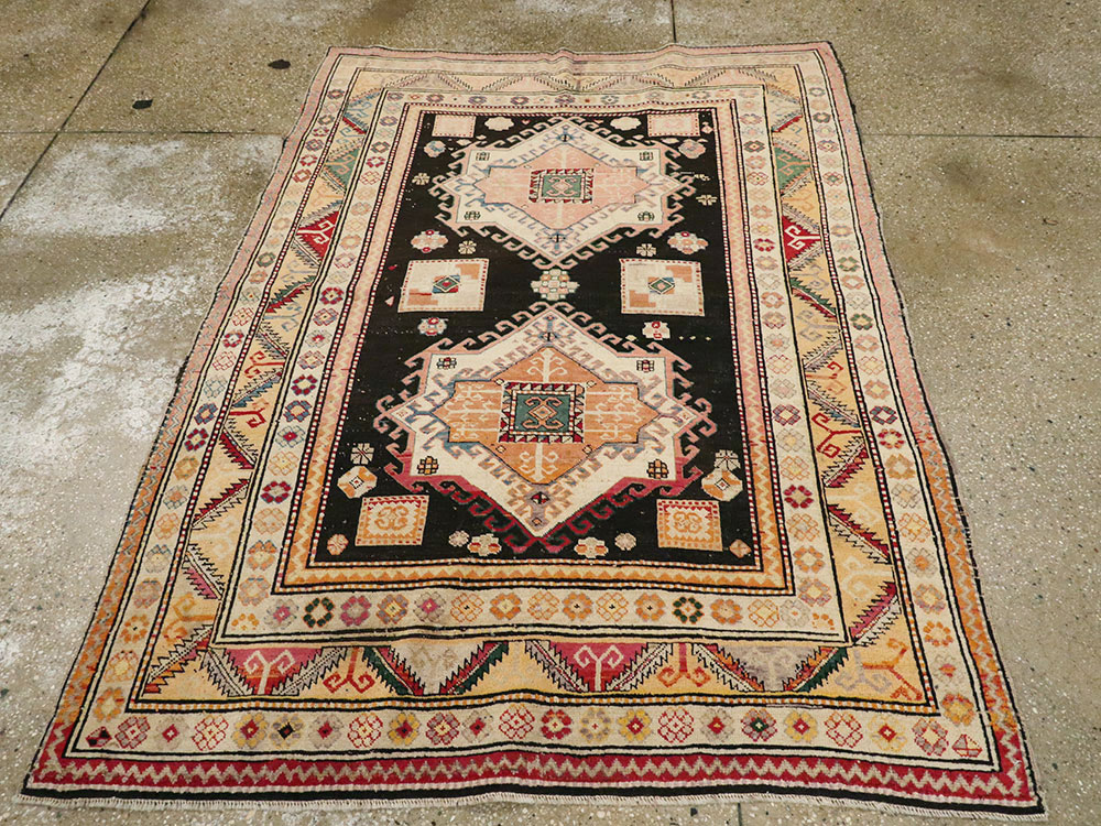 Antique Caucasian Karabagh Rug, No.13323 - Galerie Shabab