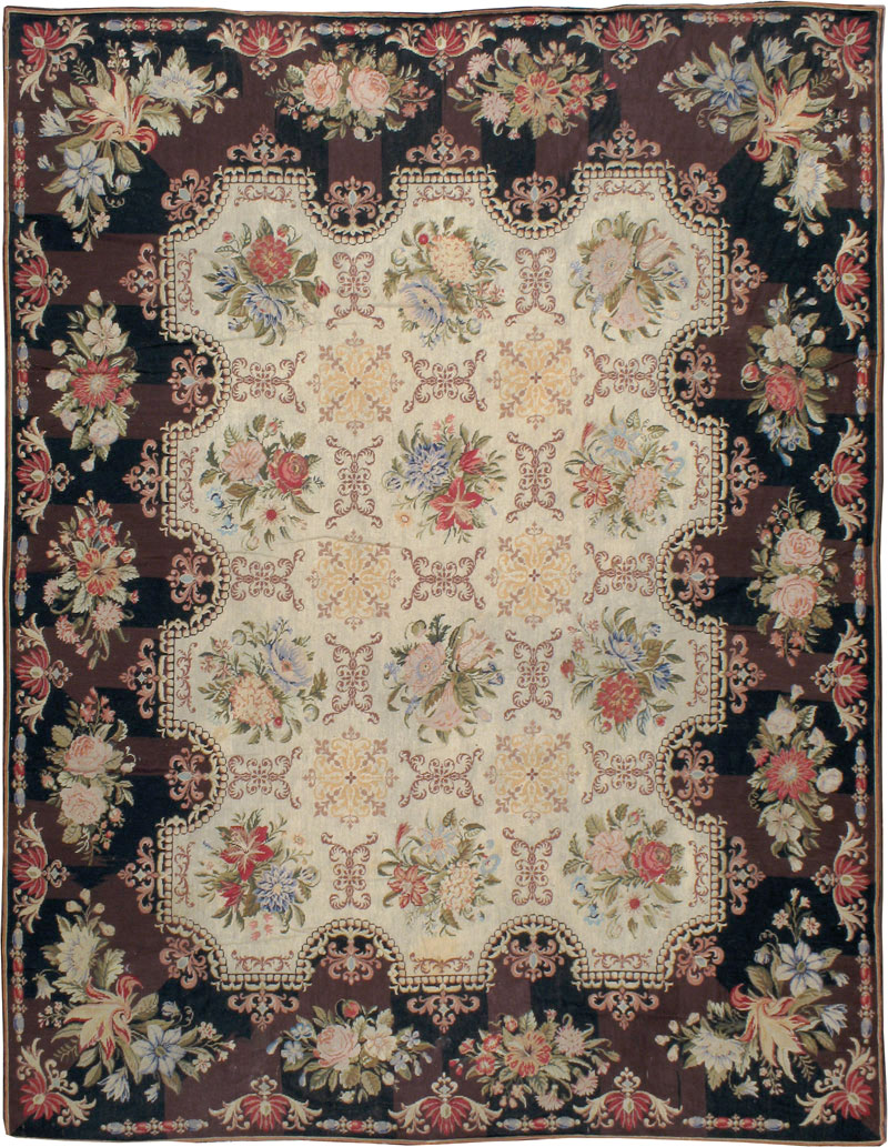Antique English Needlepoint Rug, No.13325 - Galerie Shabab