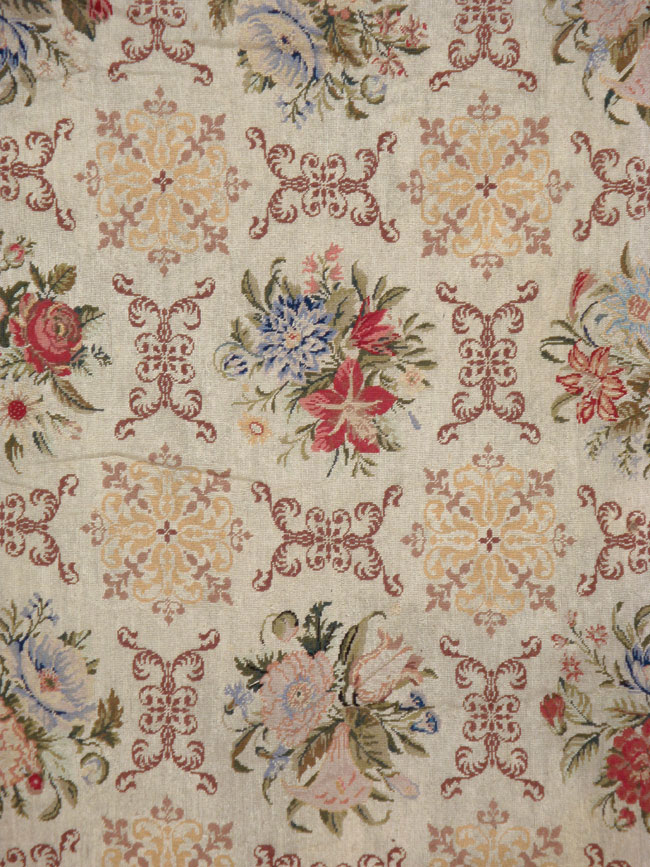Antique English Needlepoint Rug, No.13325 - Galerie Shabab