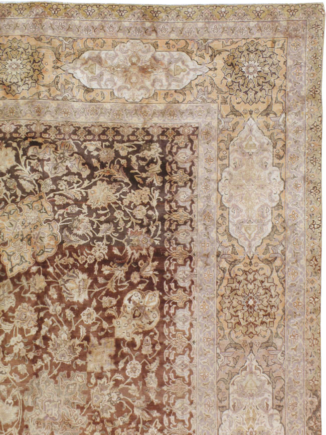 A Tabriz Carpet, No.13329 - Galerie Shabab