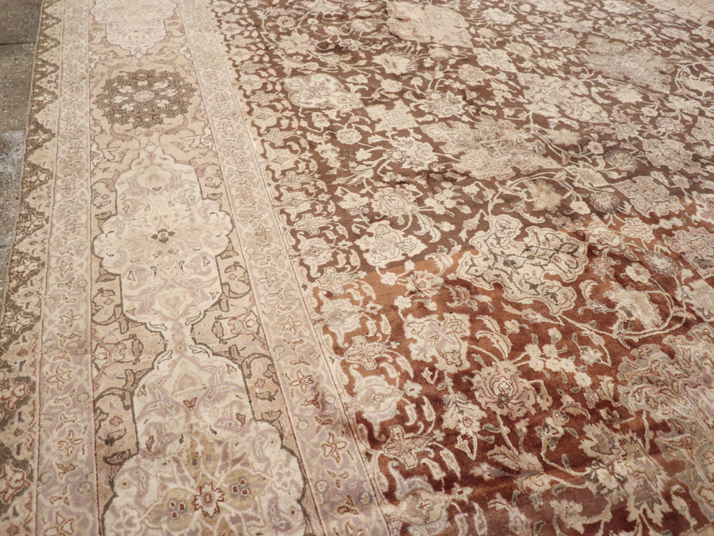 A Tabriz Carpet, No.13329 - Galerie Shabab