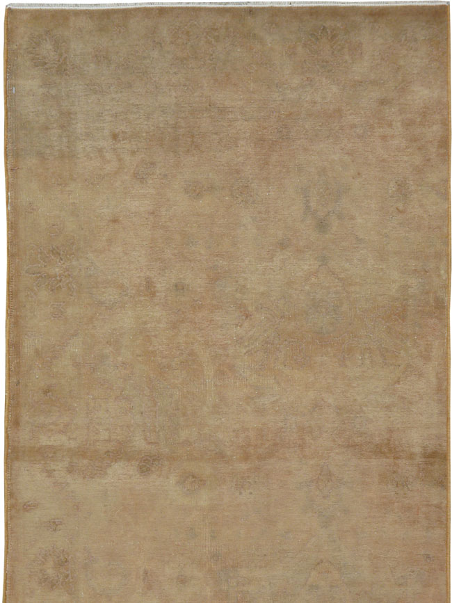 A Tabriz Runner, No.13337 - Galerie Shabab