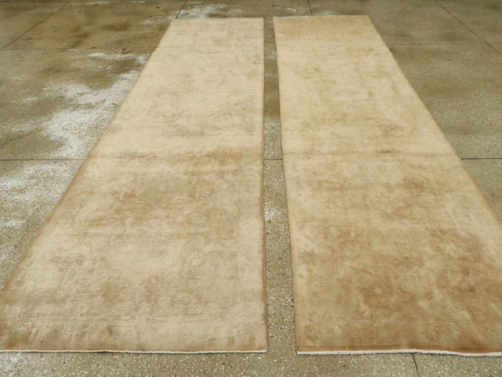 Antique Persian Tabriz Runner, No.13340 - Galerie Shabab