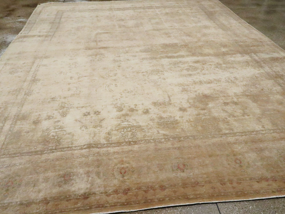 Antique Persian Tabriz Rug, No.13343 - Galerie Shabab