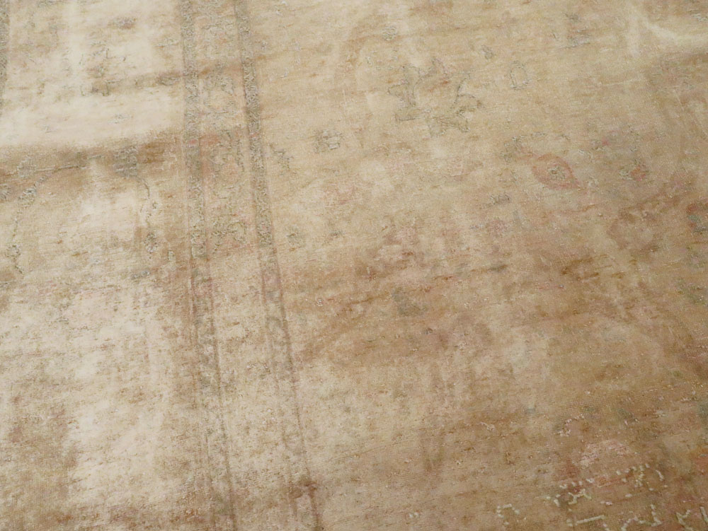 Antique Persian Tabriz Rug, No.13343 - Galerie Shabab