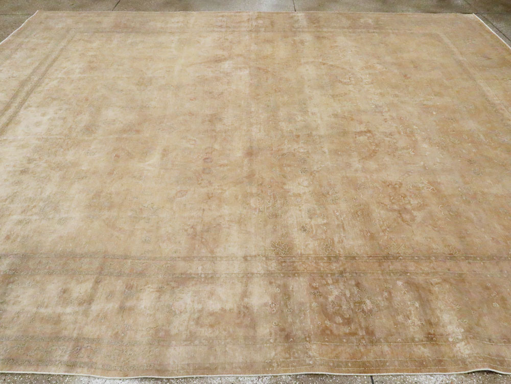 Antique Persian Tabriz Rug, No.13343 - Galerie Shabab