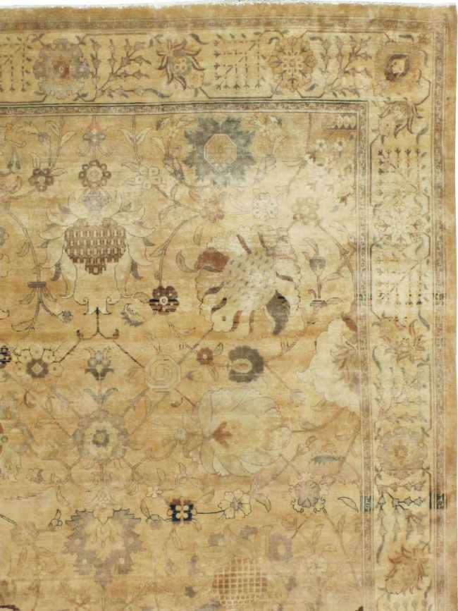Antique Persian Tabriz Carpet, No.13346 - Galerie Shabab