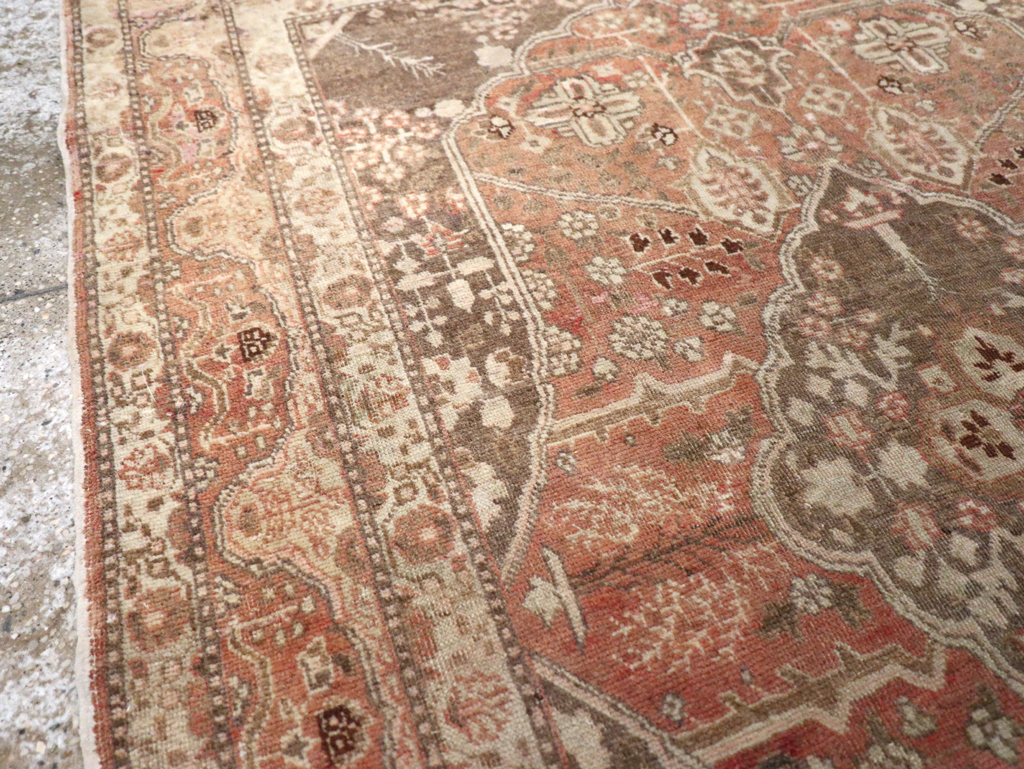 Antique Persian Tabriz Rug, No.13361 - Galerie Shabab