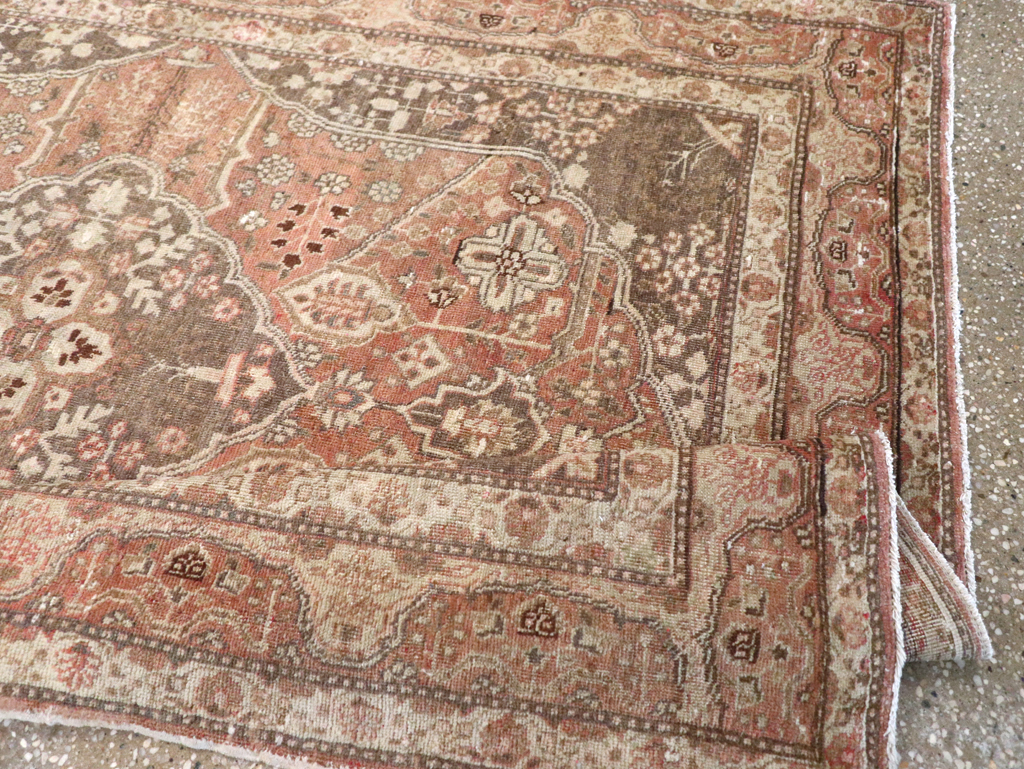 Antique Persian Tabriz Rug, No.13361 - Galerie Shabab