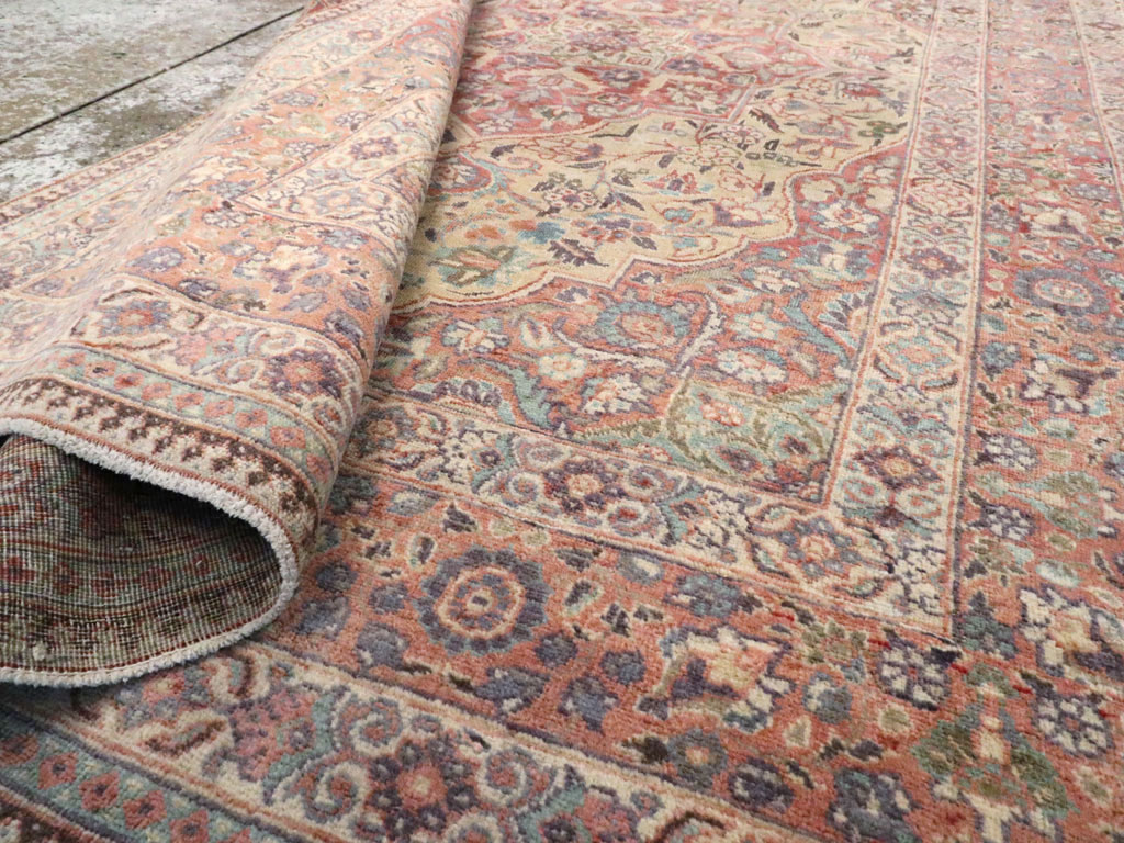 Antique Persian Tabriz Rug, No.13362 - Galerie Shabab