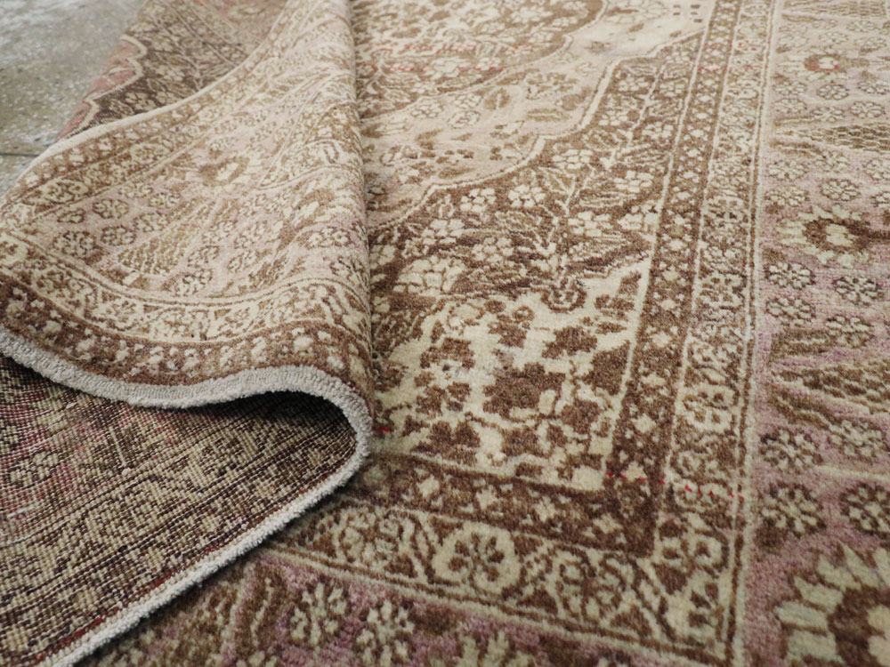 Antique Persian Tabriz Rug, No.13363 - Galerie Shabab