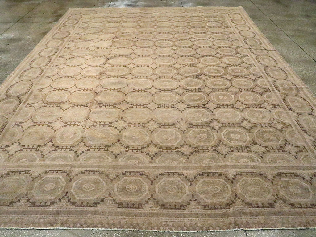 Antique Persian Tabriz Carpet, No.13372 - Galerie Shabab