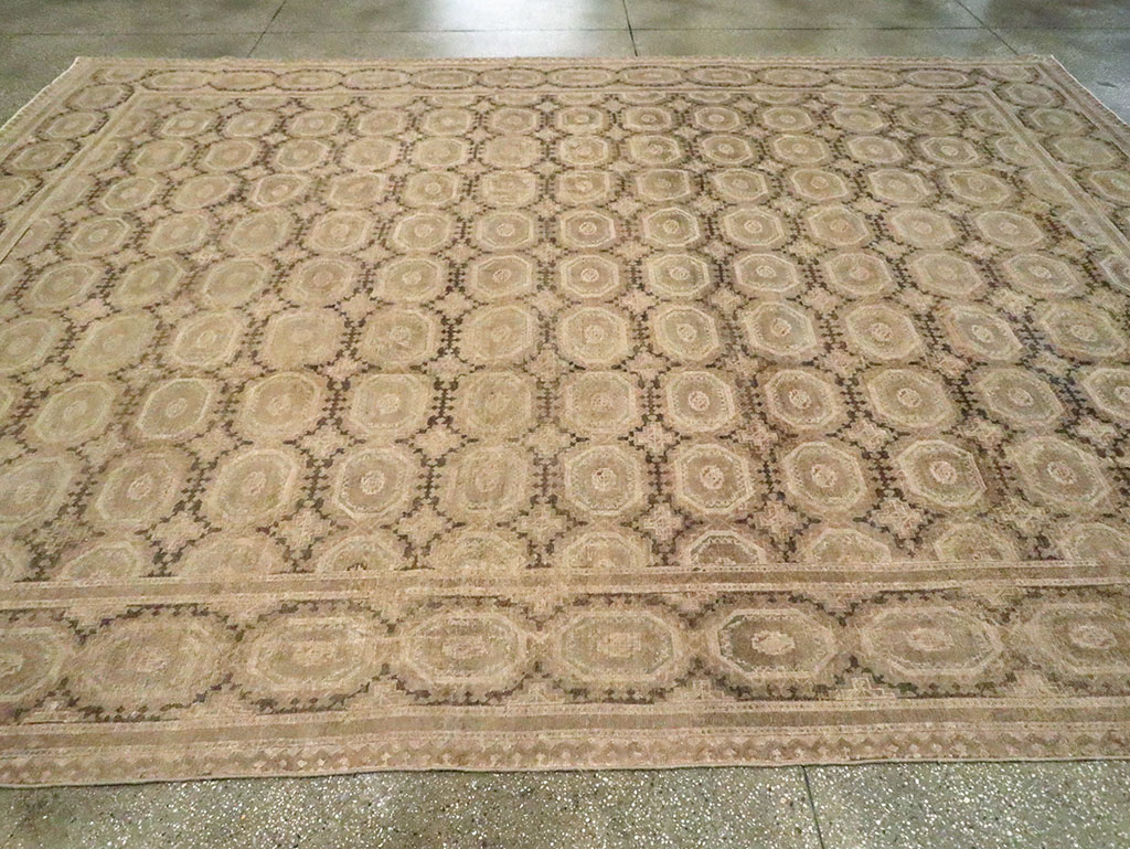 Antique Persian Tabriz Carpet, No.13372 - Galerie Shabab