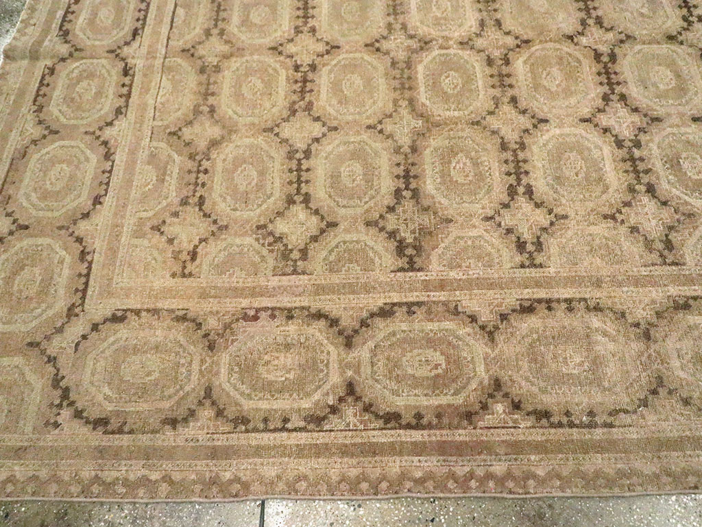 Antique Persian Tabriz Carpet, No.13372 - Galerie Shabab