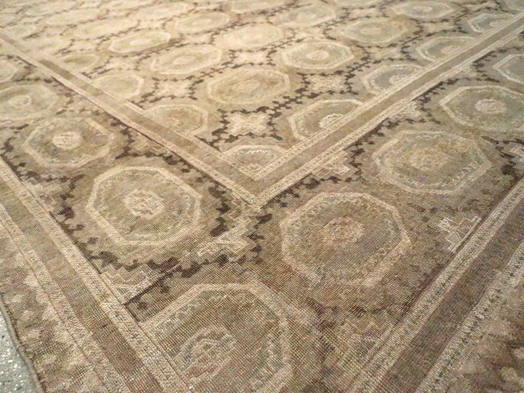 Antique Persian Tabriz Carpet, No.13372 - Galerie Shabab