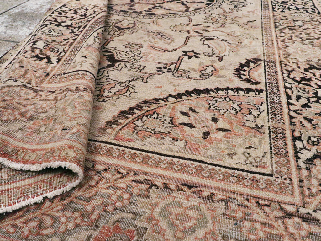 Antique Persian Dorokhsh Rug, No.13385 - Galerie Shabab