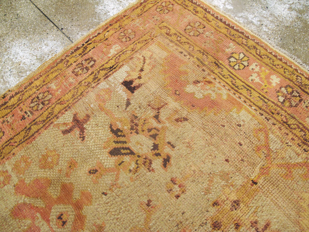 Antique Turkish Oushak Rug, No.13407 - Galerie Shabab
