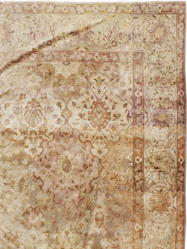 Antique Persian Tabriz Carpet, No.13411 - Galerie Shabab