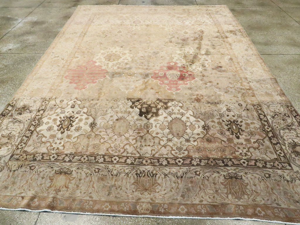 Antique Persian Tabriz Carpet, No.13411 - Galerie Shabab